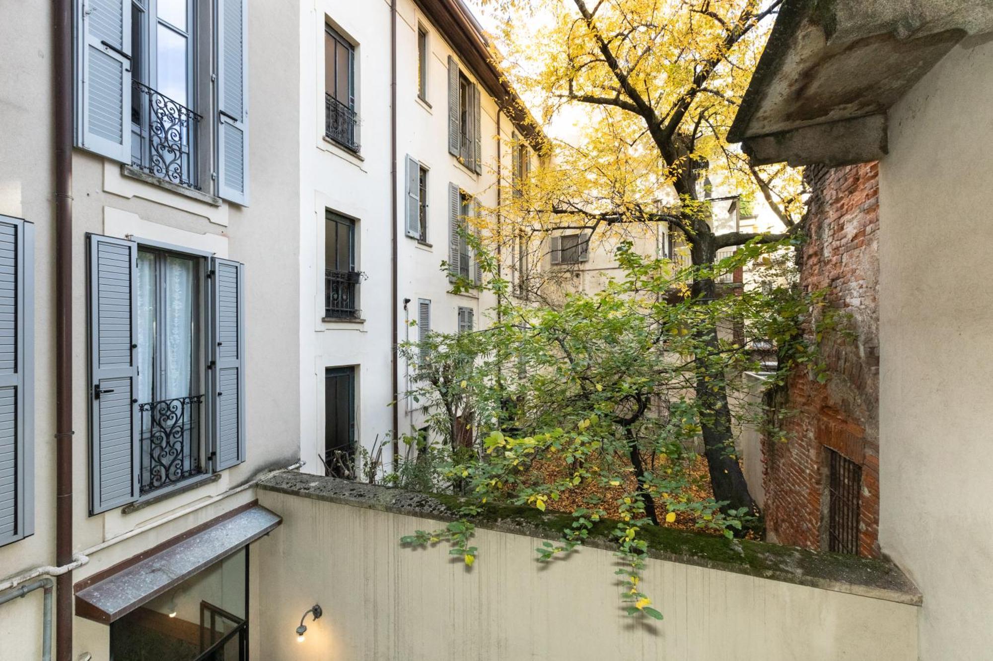 Magnoliaapartments - 5 Nirone Center Milan Luaran gambar
